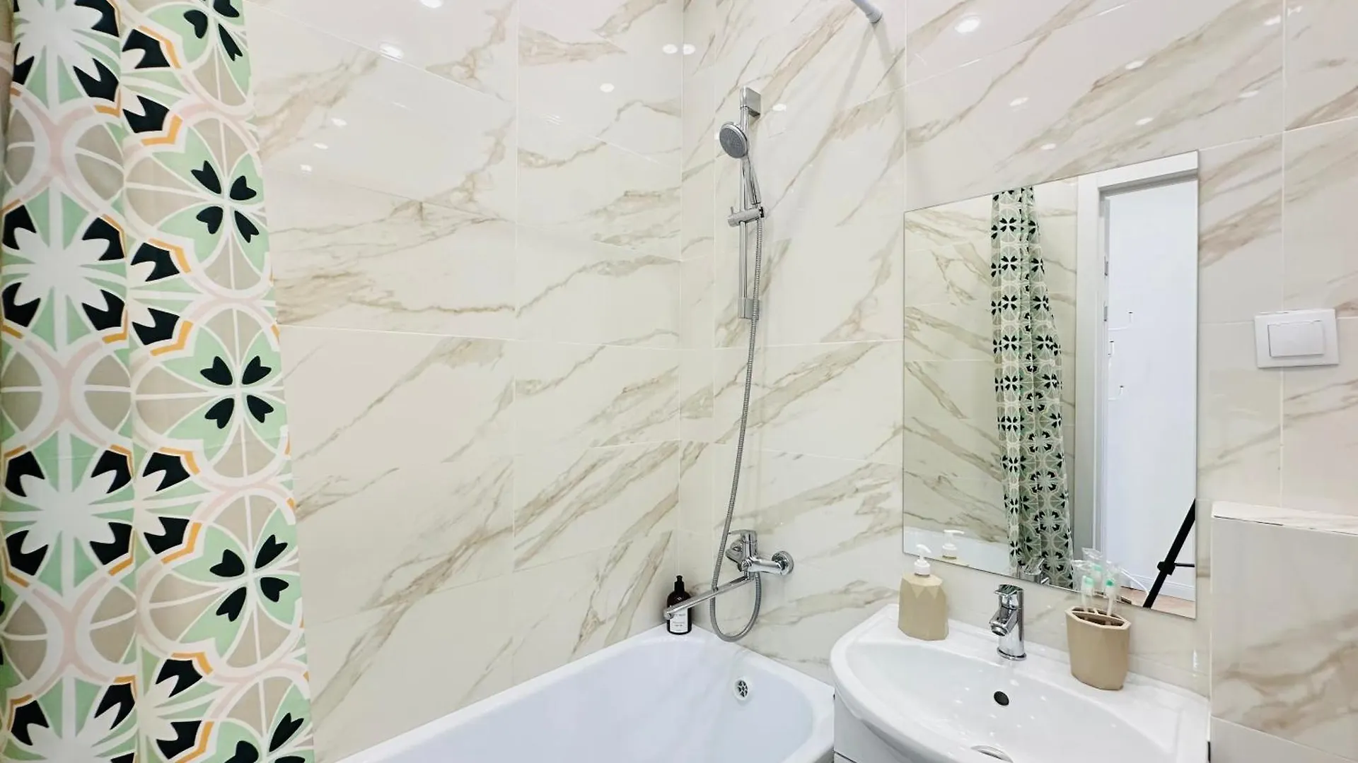 Grand Turan Comfort Two-Room Apartments Nur-Sultan  0*, Nur-Sultan (Astana)